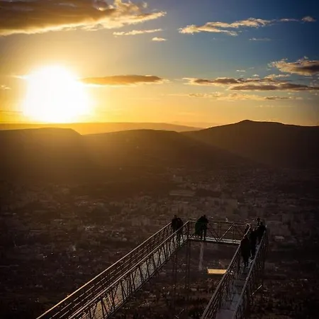 公寓 Magic River View *