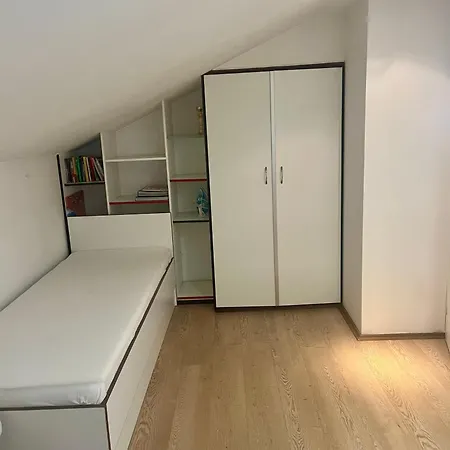 公寓 Magic River View *