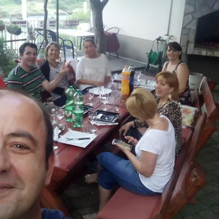 Magic River View Apartman *