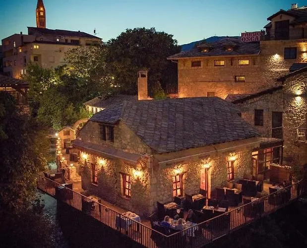 Magic River View アパート