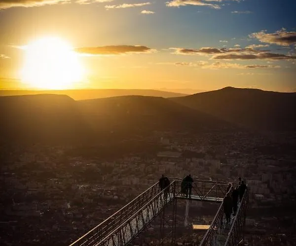 アパート Magic River View *