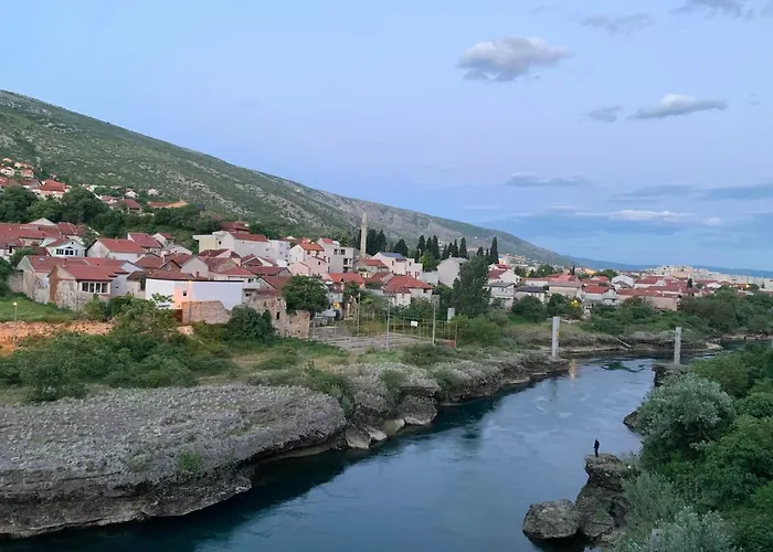 アパート Magic River View モスタル