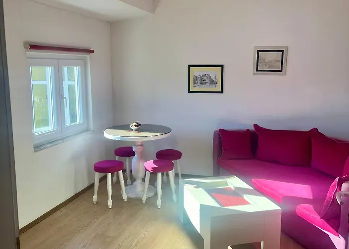 Magic River View * モスタル