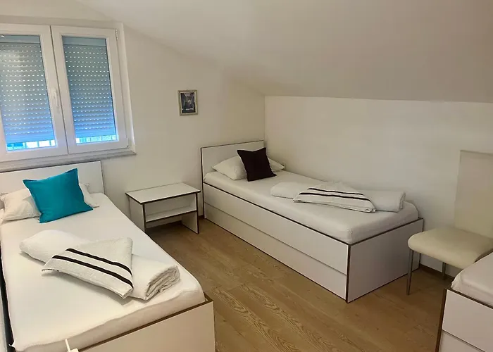 Magic River View モスタル