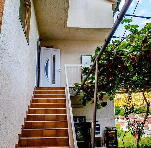 Magic River View モスタル