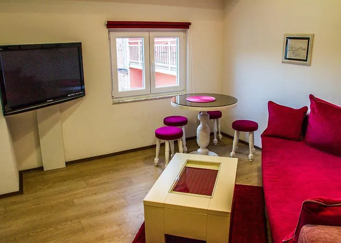 Magic River View * モスタル