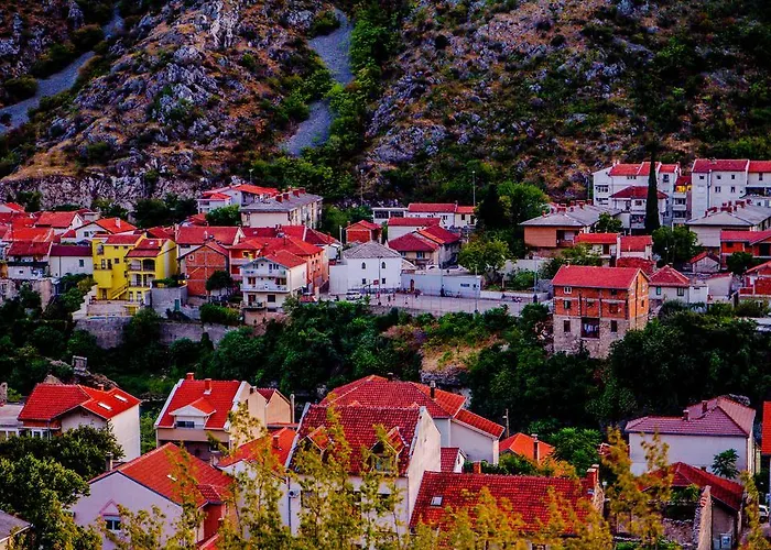 Magic River View アパート モスタル