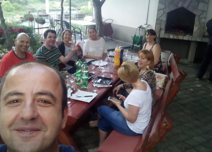 Magic River View アパート *